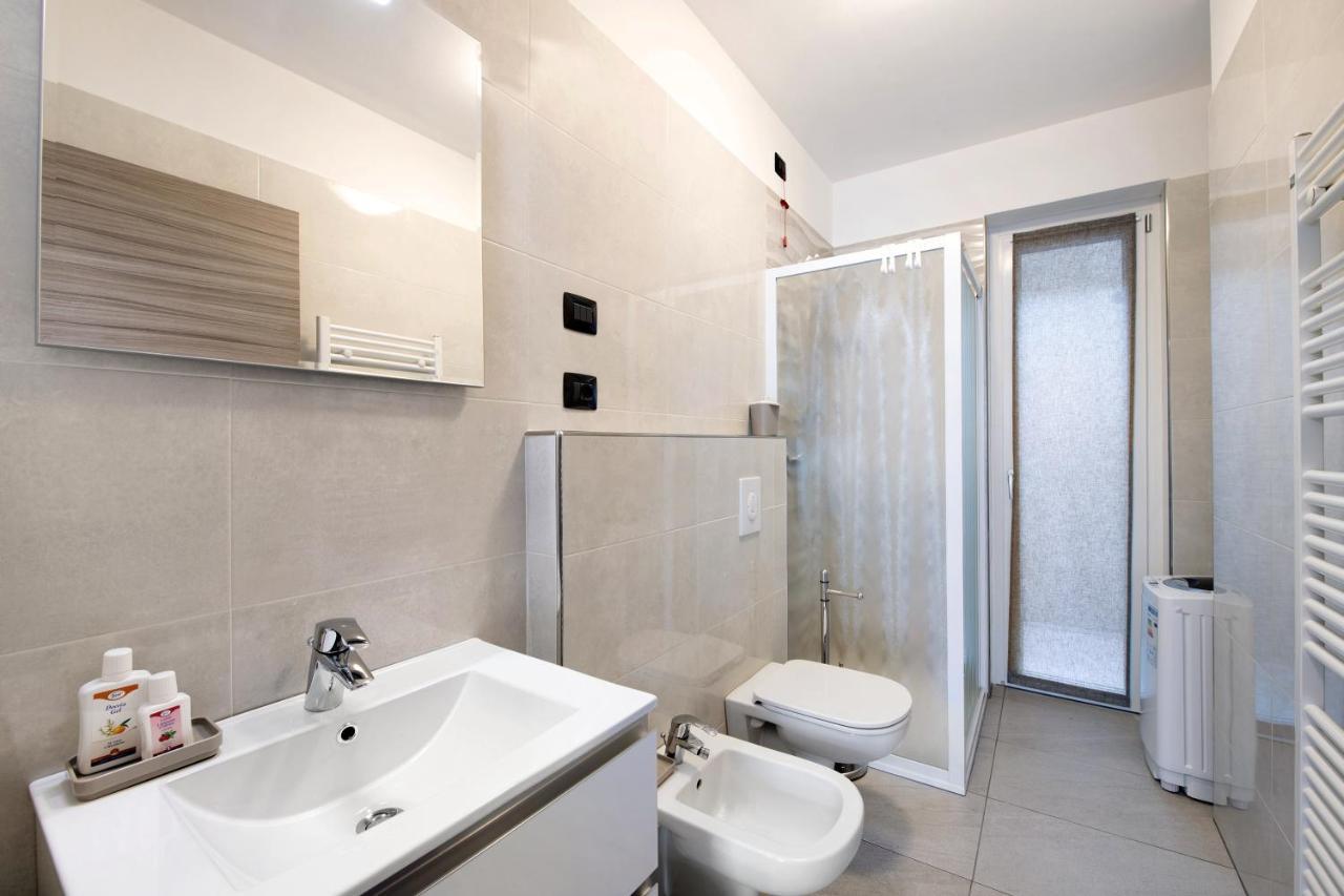 Appartamento 3 Il Tornante Nesso Luaran gambar